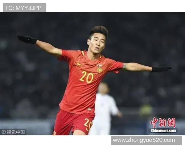 逆境中的足球明星如何逆风翻盘成就辉煌人生的励志故事